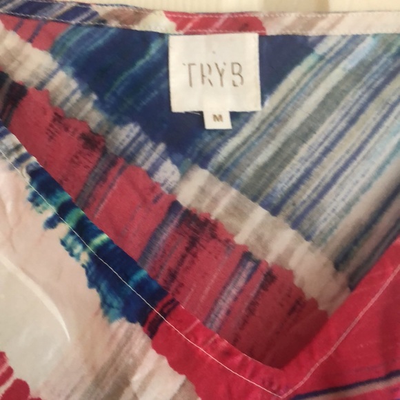 TRYB Asymmetric Short-sleeved Silk Blouse - Picture 5 of 7